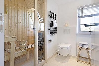 Badezimmer zwei mit Sauna